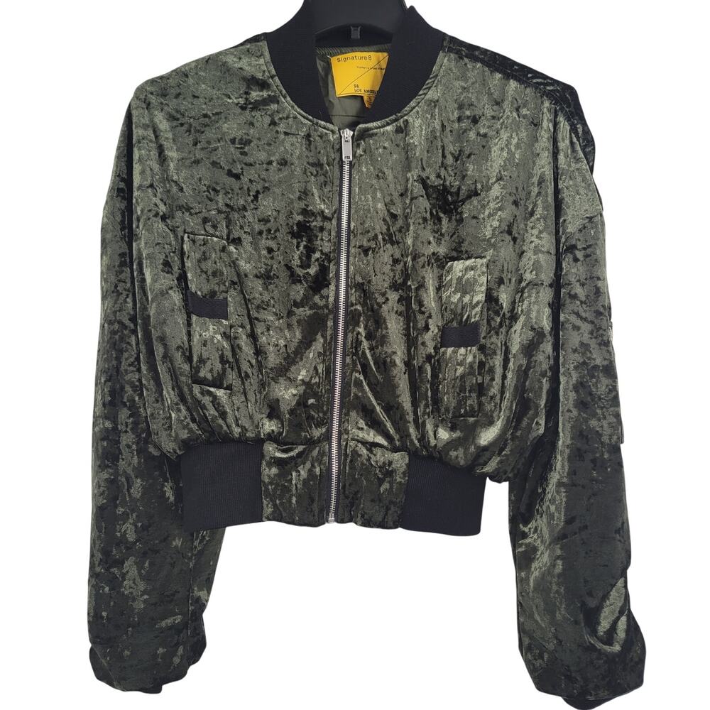 Signature8 urbarn steetwear cropped bomber jacket size S